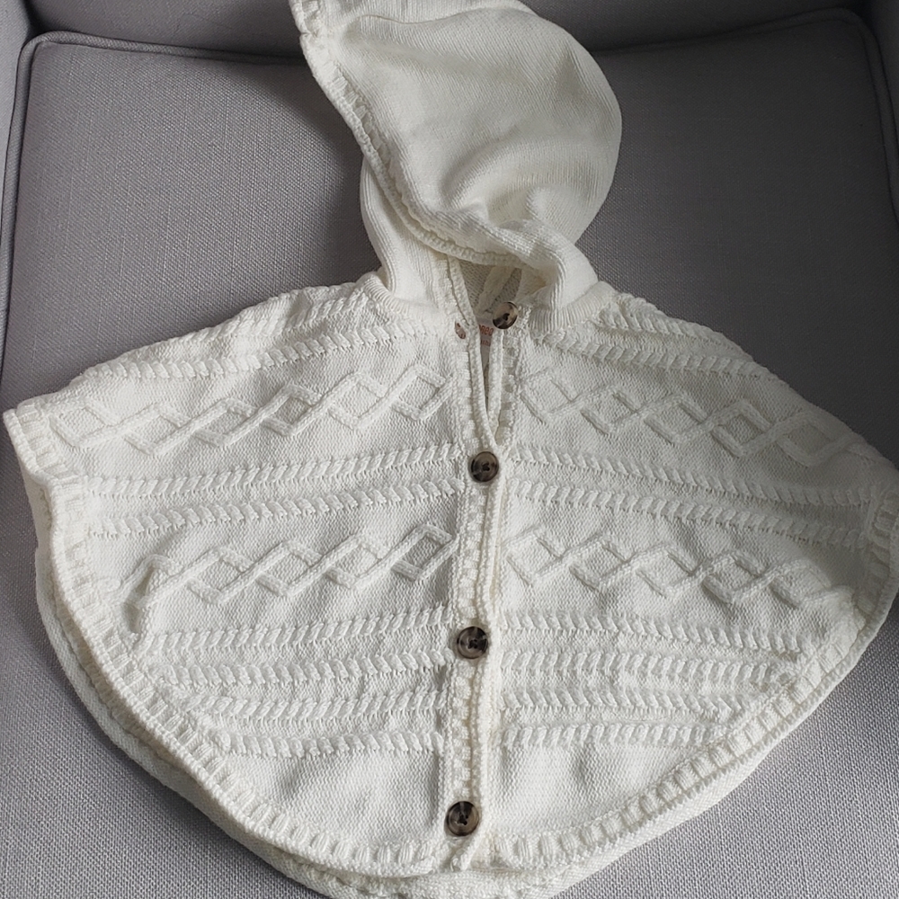 Like New! Gymboree Cable Knit Hooded Cape Poncho